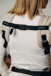 Chest belt with a magnetic buckle for LennyLight carrier