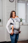 LennyGo Porte-bébé en maille ergonomique de la gamme de base, taille bébé, tissage herringbone, 86 % coton, 14% polyester - LITTLE HERRINGBONE GREY