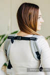 Chest belt with a magnetic buckle for LennyLight carrier
