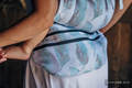 Gürteltasche, hergestellt vom gewebten Stoff, Große Größen  (100% Baumwolle) - PAINTED FEATHERS WEIß & TÜRKIS #babywearing