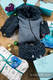Prezentowy Zestaw Świąteczny dla Taty - Pasja (Nosidełko LennyUp - 100% bawełna; Nakładki ochronne - 60% bawełna, 40% poliester; Saszetka - 100% bawełna; Bluza asymetryczna - 100% bawełna; ozdoby świąteczne - 100% bawełna) #babywearing