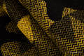Écharpe, jacquard (96% coton, 4% fil métallisé) - SWALLOWS BLACK GOLD - taille L (grade B) #babywearing