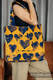 Sac à bandoulière en retailles d’écharpes (100 % coton) - LOVKA MUSTARD & NAVY BLUE - taille standard 37 cm x 37 cm #babywearing