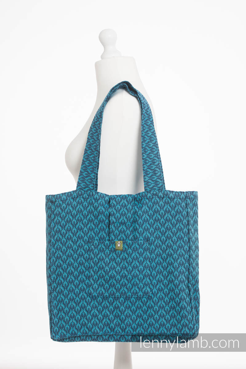 navy blue shoulder wrap