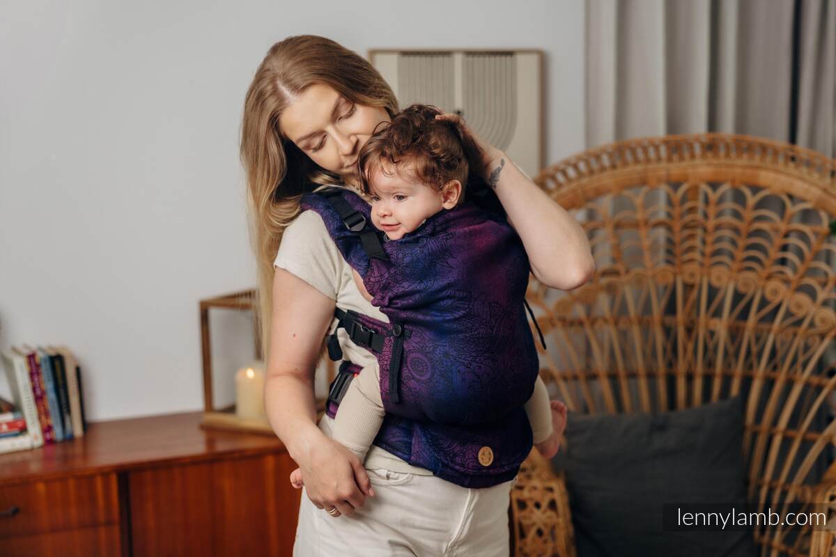 Porte-bébé LennyUpGrade, taille standard, jacquard, 100% coton - WILD WINE - BOUQUET #babywearing