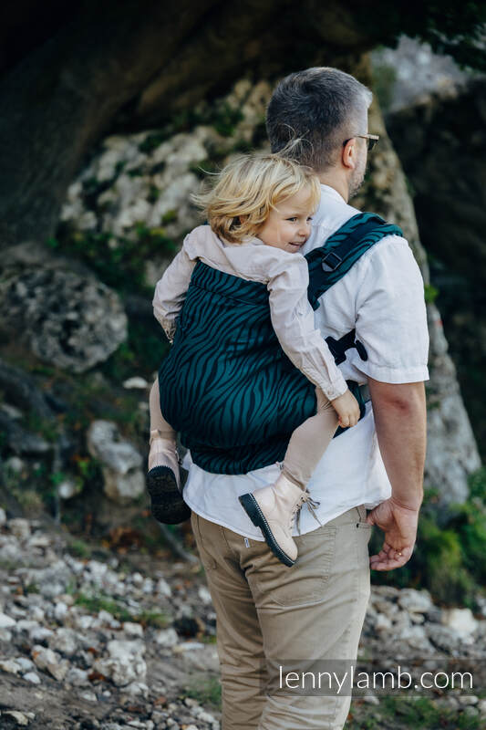 LennyPreschool Carrier, Preschool Size, jacquard weave (63% cotton, 37% merino wool) - ZEBRA - SAVANNA #babywearing