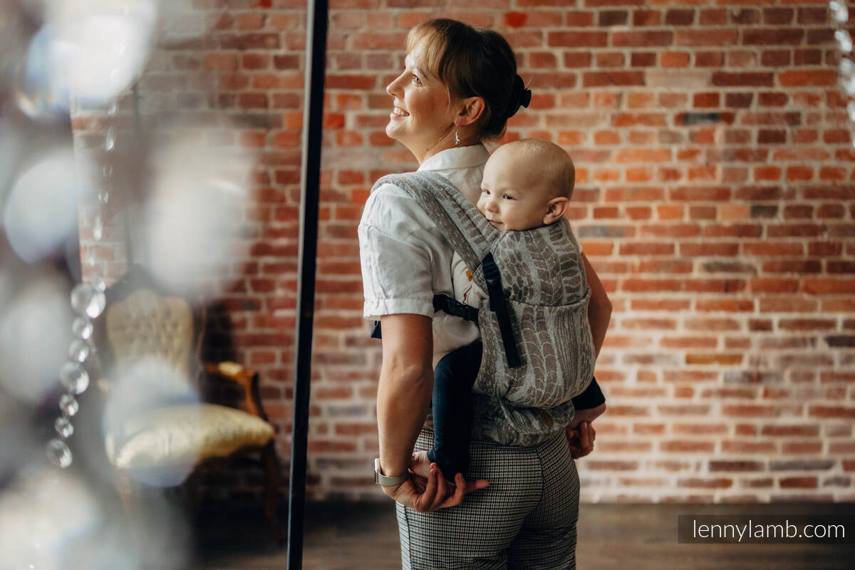 LennyLight Carrier, Standard Size, jacquard weave (63% cotton, 37% silk) - SKETCHES OF NATURE - EPIC #babywearing