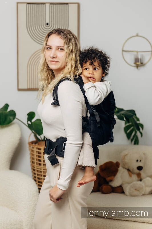 LennyPreschool Carrier, Preschool Size, herringbone weave 100% cotton - LITTLE HERRINGBONE EBONY BLACK #babywearing