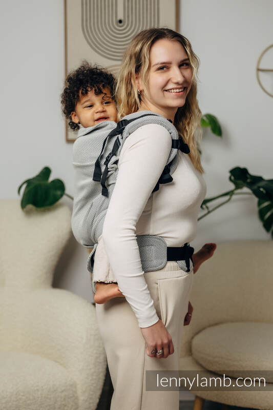 LennyPreschool Tragehilfe, Größe Preschool, Fischgrätmuster, 100% Baumwolle - BASIC LINE LITTLE HERRINGBONE GREY #babywearing