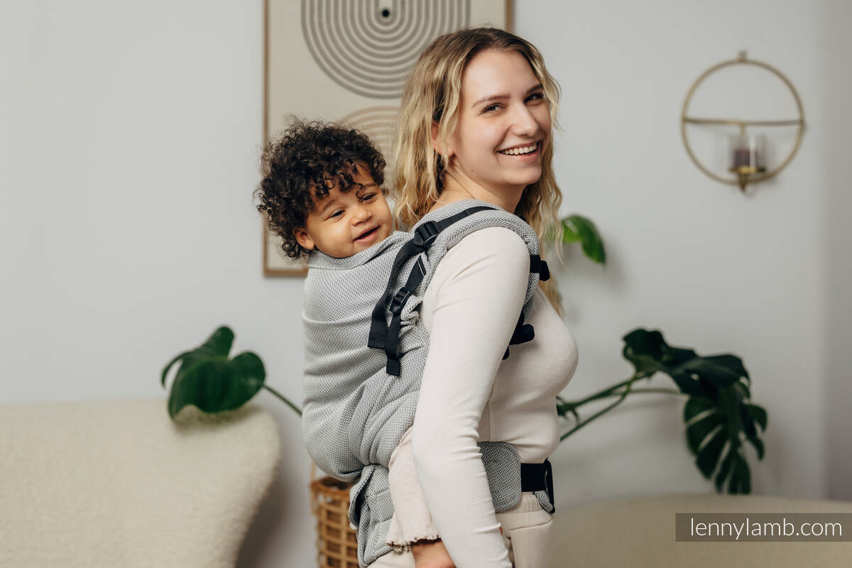 LennyPreschool Tragehilfe, Größe Preschool, Fischgrätmuster, 100% Baumwolle - BASIC LINE LITTLE HERRINGBONE GREY #babywearing