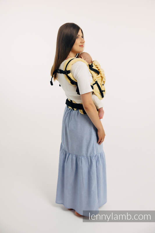 Nosidełko LennyUpGrade z tkaniny skośno-krzyżowej (79% bawełna, 21% wiskoza bambusowa), rozmiar standard - LOLLIPOP  #babywearing