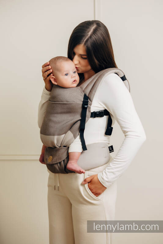 Mochila LennyLight, talla estándar, tejido herringbone 100% algodón - LITTLE HERRINGBONE BABY CAFFE LATTE #babywearing