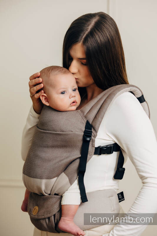 Mochila LennyLight, talla estándar, tejido herringbone 100% algodón - LITTLE HERRINGBONE BABY CAFFE LATTE #babywearing