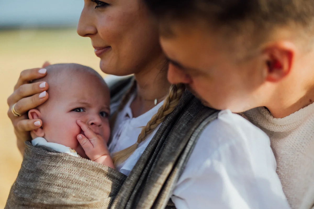 Baby Wrap, chevron weave (100% linen) - ARROW - WOOD - size S #babywearing