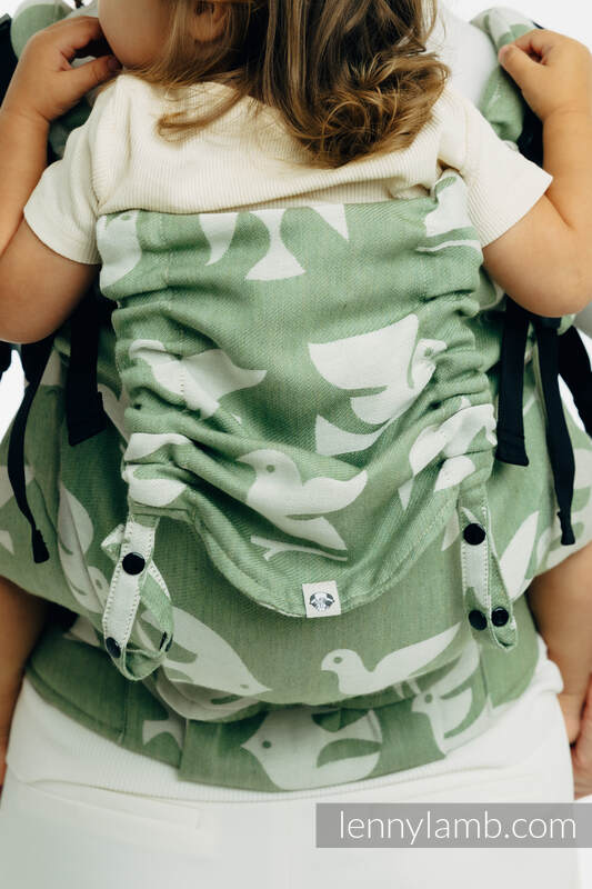 :LNNPRSCHL_BRD_FL_HGH #babywearing