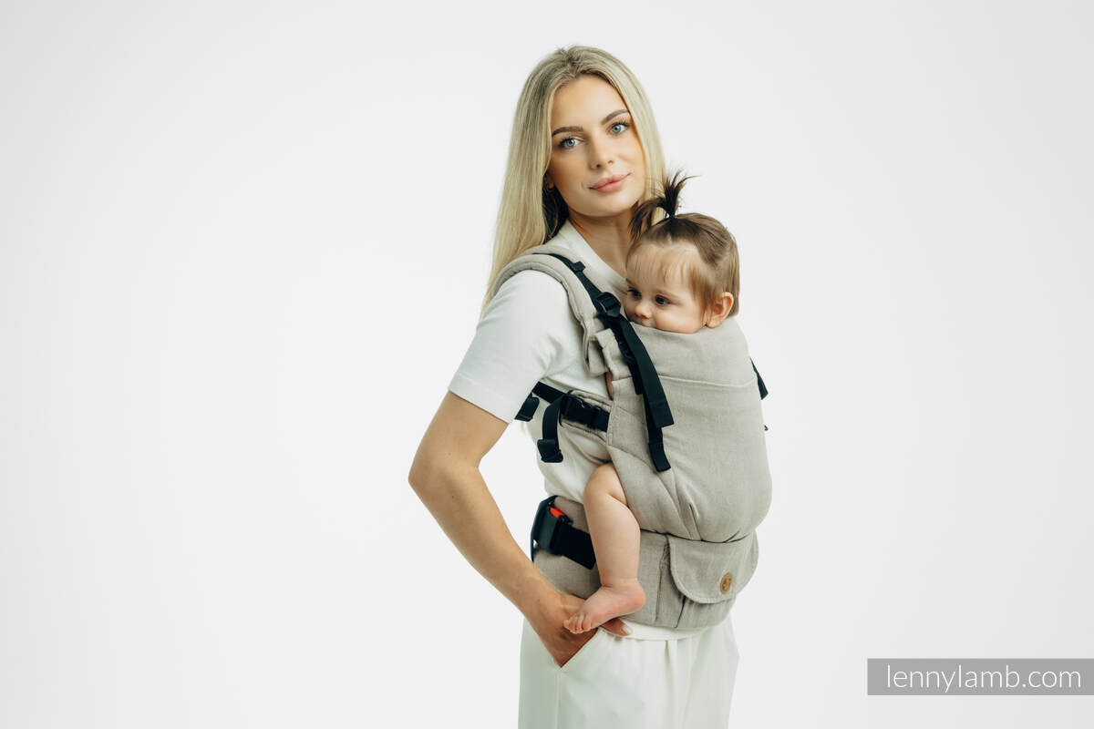 LennyUpGrade PRO - verstelbare draagzak, Maat Standaard, BROKEN TWILL - PEANUT BUTTER  #babywearing