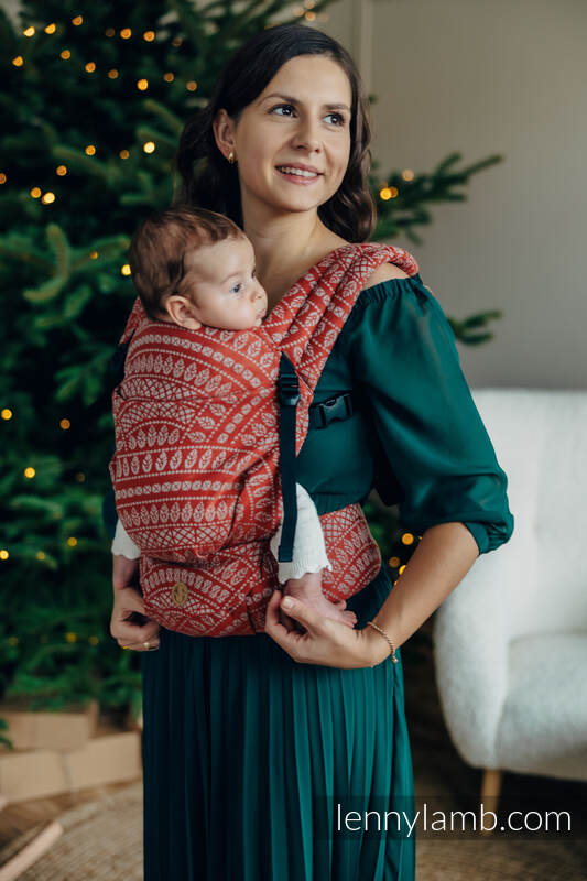 :LNNLGHT_PCCKS_TL_HLD #babywearing