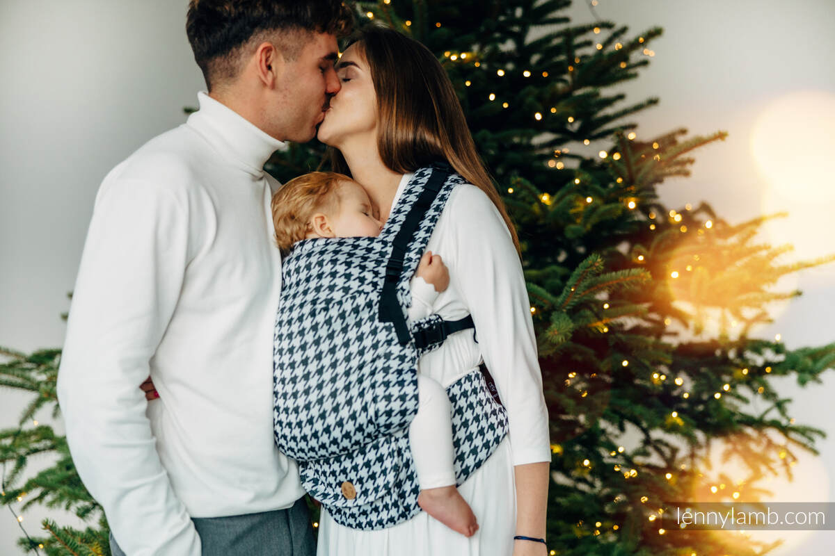 :LNNUPGRD_PRO_PT_GLL_PXLS #babywearing