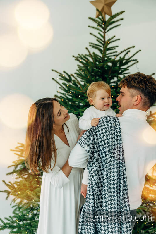 :WMJ_XS_PT_GLL_PXLS #babywearing