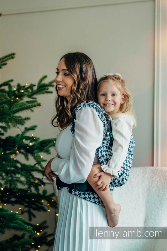 :LNNPRSCHL_PT_GLL_PXLS #babywearing