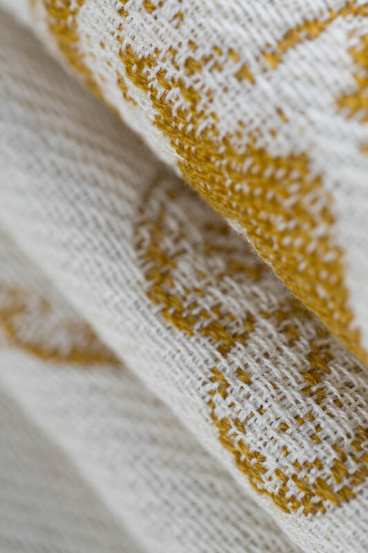 LennyLight Carrier, Standard Size, jacquard weave (68% cotton, 27% merino wool, 5% cashmere) - HERBARIUM - AMBRA #babywearing