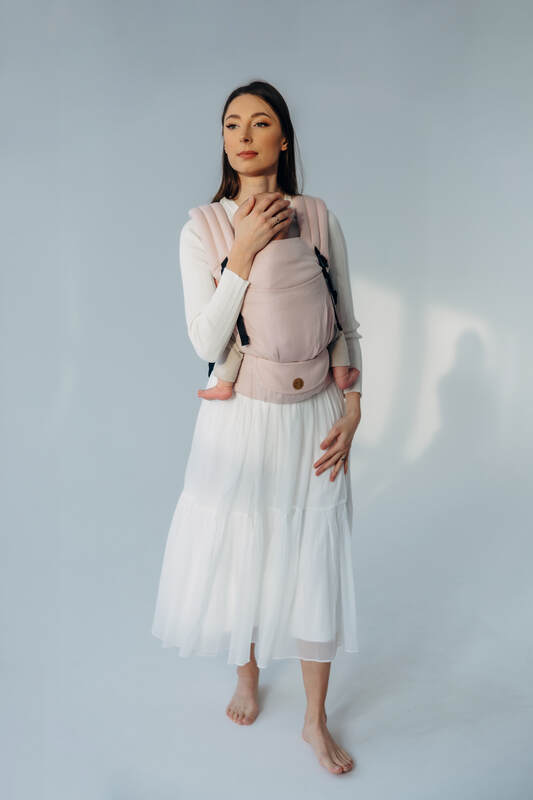 :LNNLGHT_MRSHMLLW #babywearing