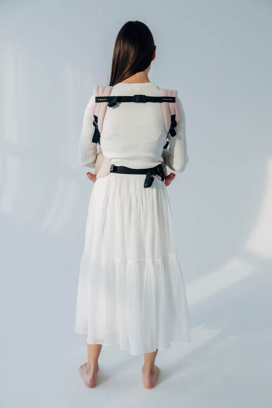 :LNNLGHT_MRSHMLLW #babywearing