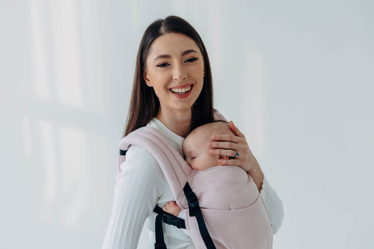 :LNNLGHT_MRSHMLLW #babywearing