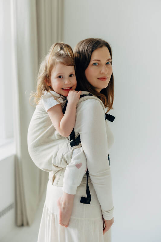 :LNNPRSCHL_AIRY #babywearing