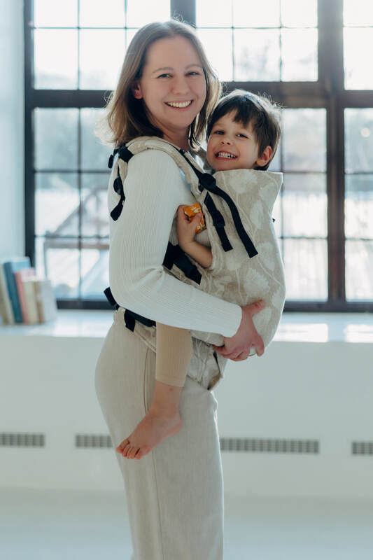 :LNNPRSCHL_VRDFLR_CNNCT #babywearing