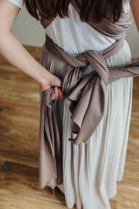 Chusta do noszenia dzieci, elastyczna - Mocha - rozmiar standardowy 5.0 m (drugi gatunek) #babywearing