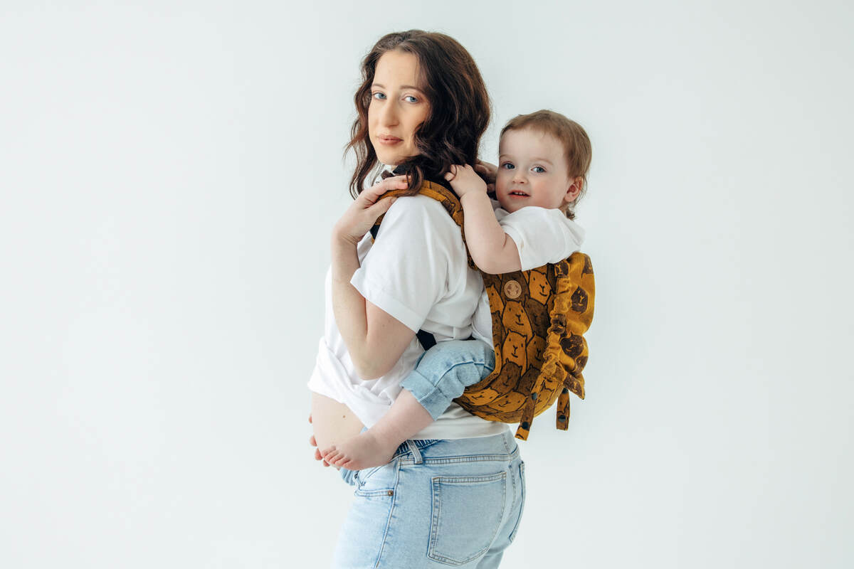 :LBO_PRO_STNDRD_CPBRS_TRB #babywearing