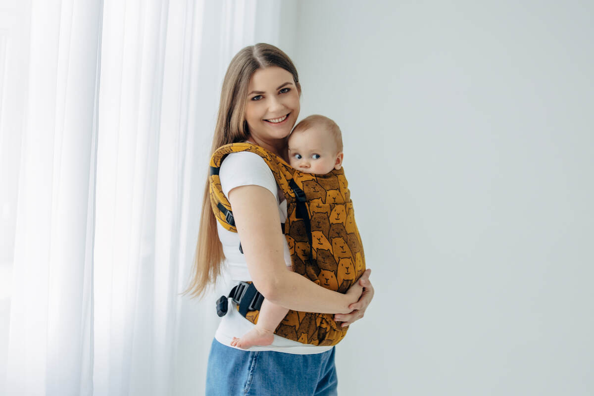 :LNNLGHT_CPBRS_TRB #babywearing