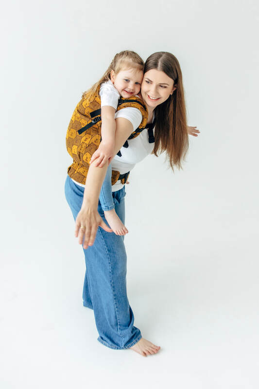 :LNNPRSCHL_CPBRS_TRB #babywearing