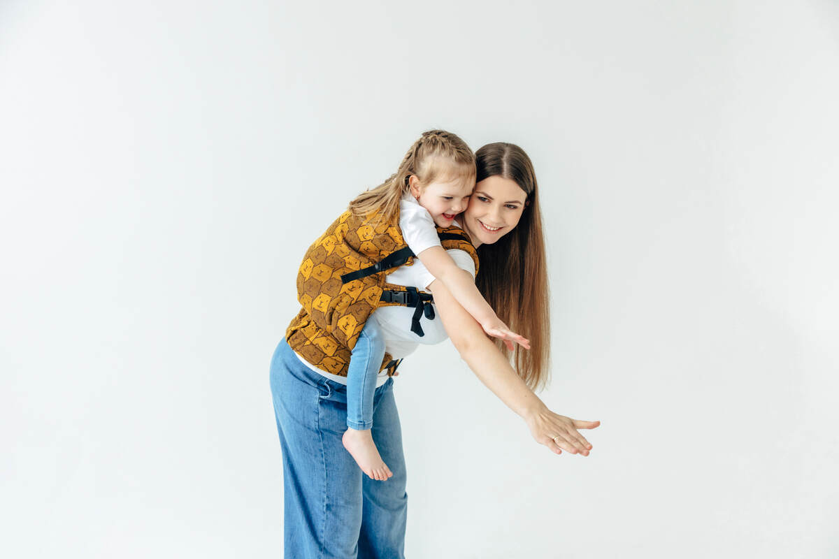 :LNNPRSCHL_CPBRS_TRB #babywearing