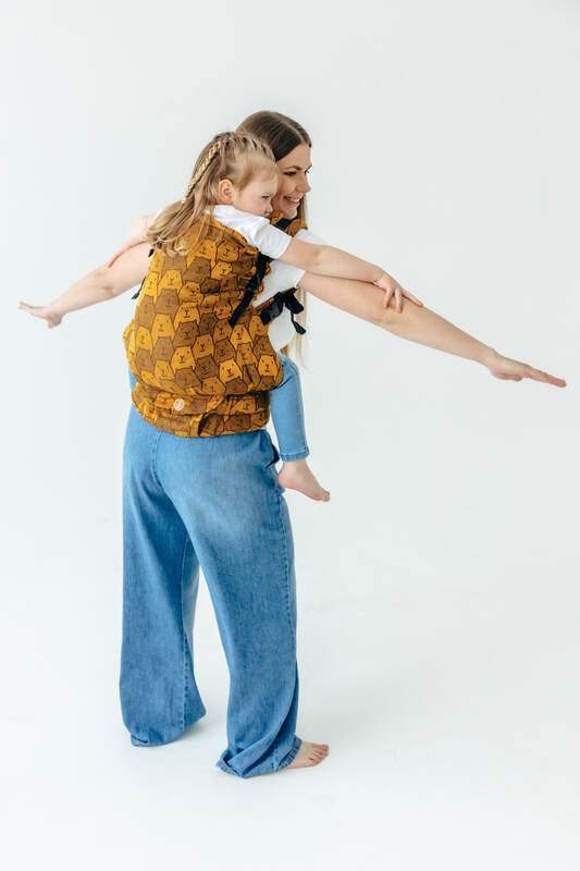 :LNNPRSCHL_CPBRS_TRB #babywearing