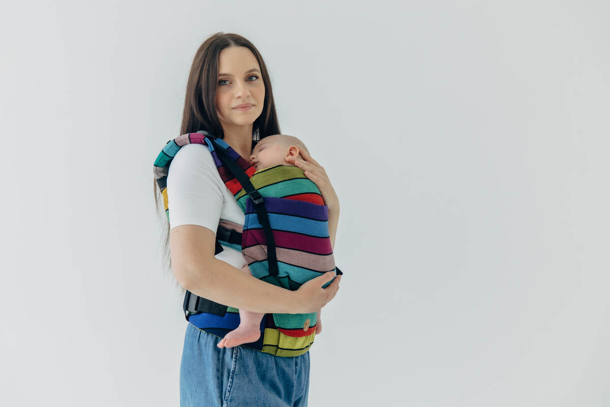:LNNUPGRD_PRO_CRSL_CLRS #babywearing