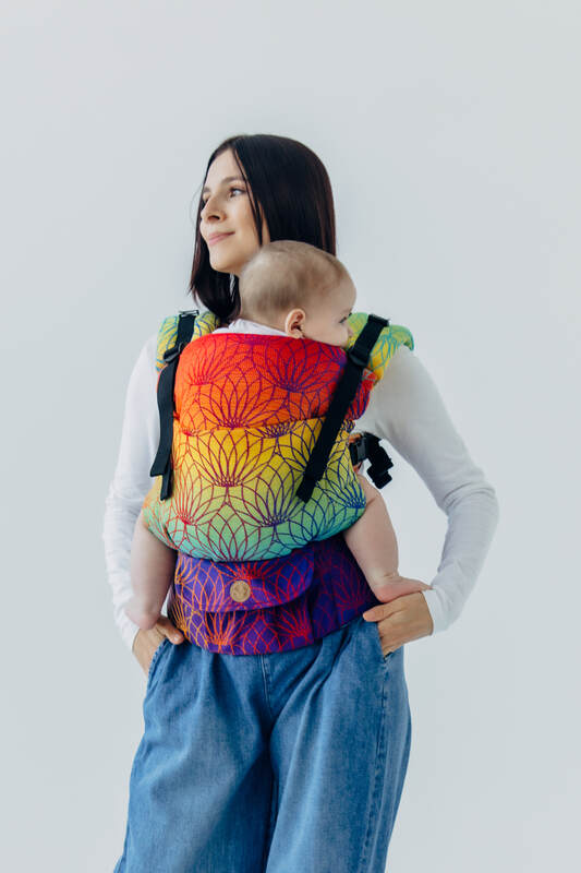 :LNNUPGRD_PRO_RNBW_LTS #babywearing