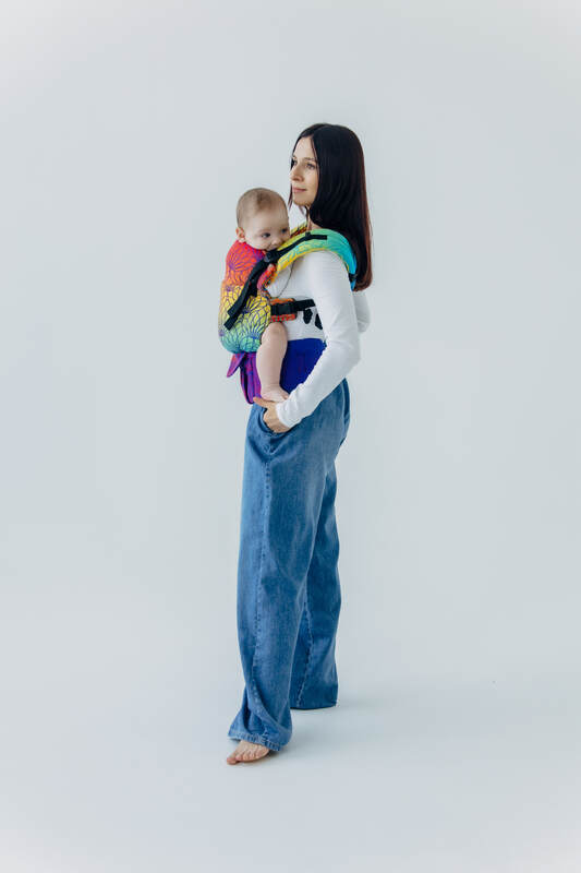 :LNNUPGRD_PRO_RNBW_LTS #babywearing