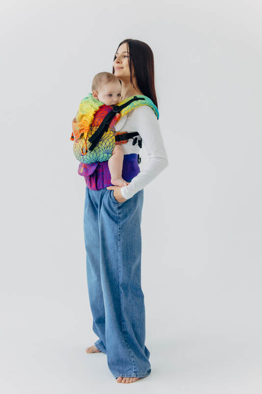:LNNUPGRD_PRO_RNBW_LTS #babywearing