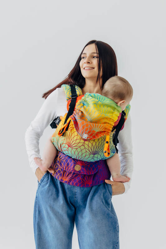 :LNNUPGRD_PRO_RNBW_LTS #babywearing