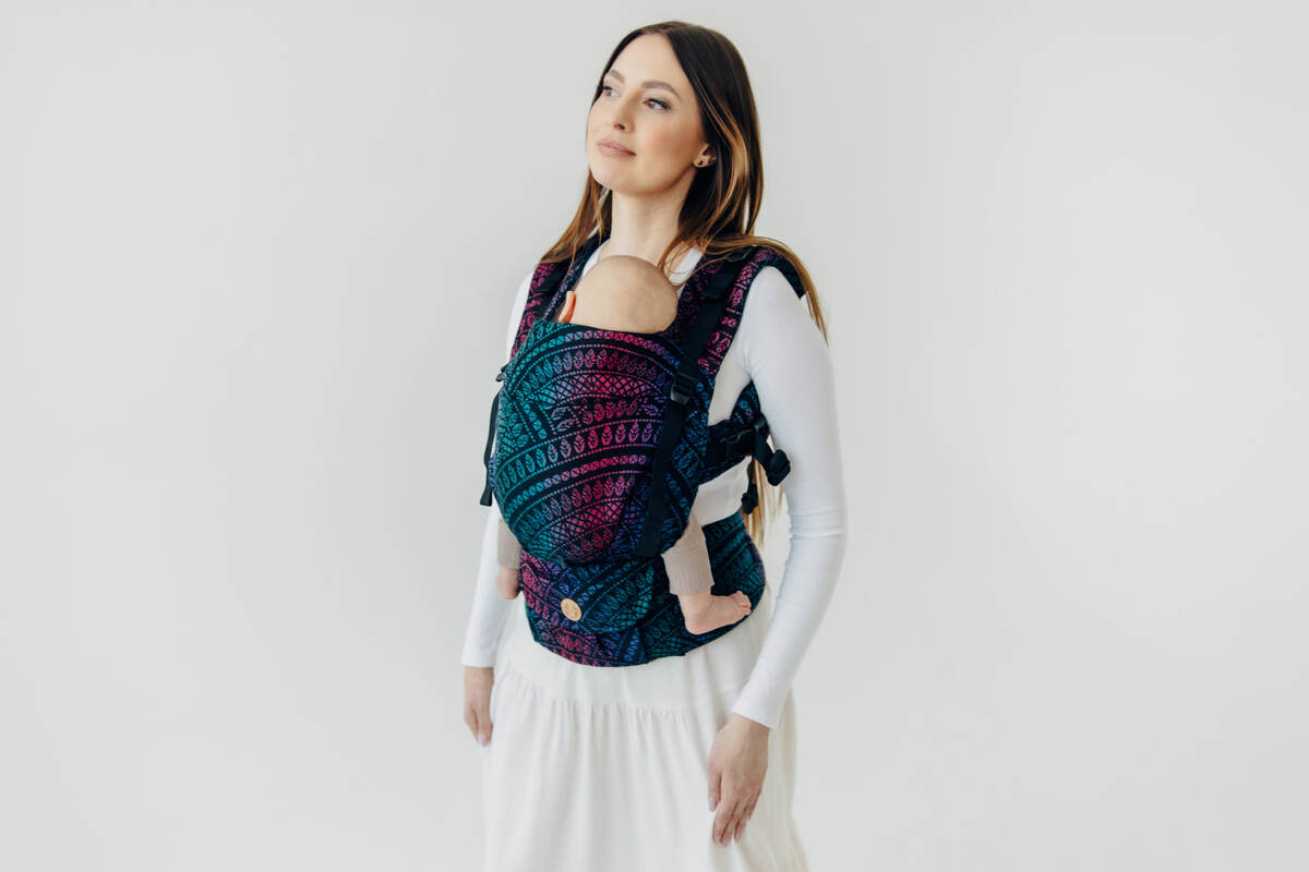 LennyUpGrade PRO Carrier, Standard Size, jacquard weave (60% cotton, 28% merino wool, 8% silk, 4% cashmere) - PEACOCK'S TAIL - BLACK OPAL #babywearing
