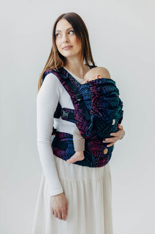 LennyUpGrade PRO Carrier, Standard Size, jacquard weave (60% cotton, 28% merino wool, 8% silk, 4% cashmere) - PEACOCK'S TAIL - BLACK OPAL #babywearing