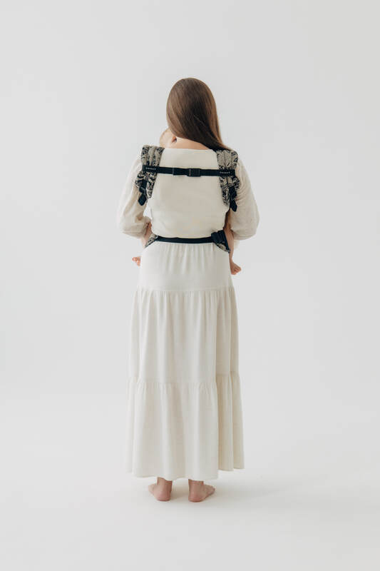 LennyLight Carrier, Standard Size, jacquard weave ( 65% cotton 35% silk) - QUEEN OF THE NIGHT - PAMINA #babywearing
