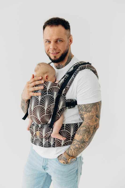 :LNNUPGRD_PRO_DC_GRNFLDS #babywearing