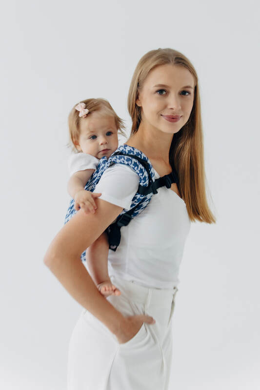 Lenny Buckle Onbuhimo PRO baby carrier, Standard size, jacquard weave (40% cotton, 40% merino wool, 13% silk, 7% cashmere) - PATA DE GALLO - PUZZLE #babywearing
