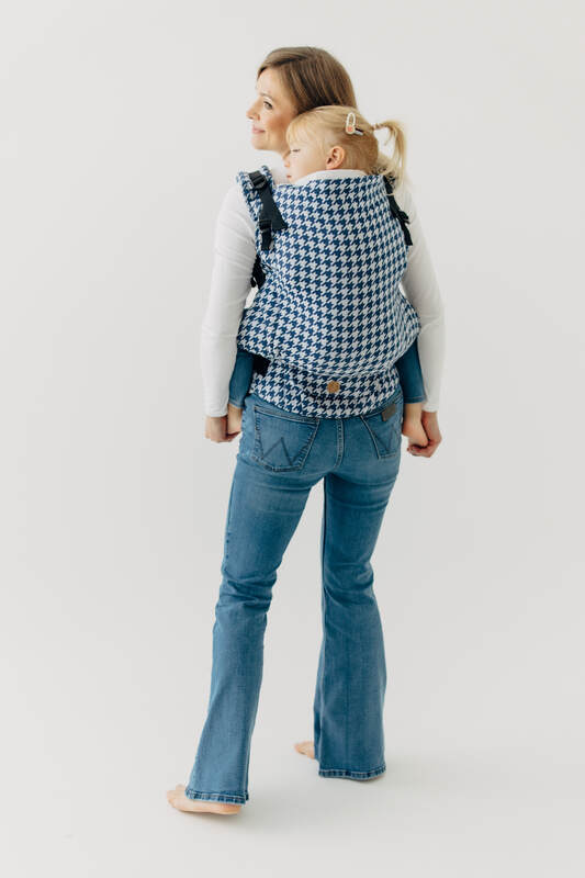 LennyPreschool Carrier, Preschool Size, jacquard weave (40% cotton, 40% merino wool, 13% silk, 7% cashmere) - PATA DE GALLO - PUZZLE #babywearing