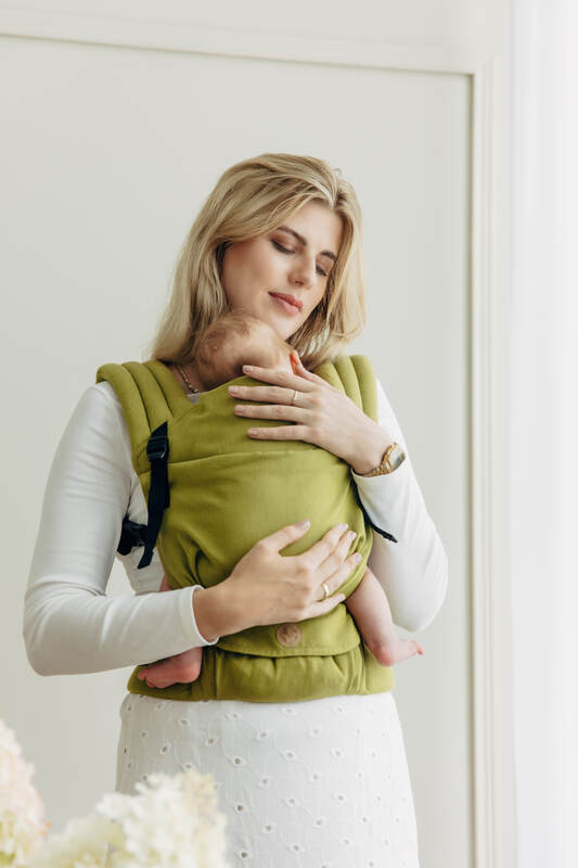 :LNNLGHT_SNCH #babywearing