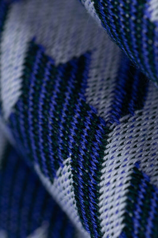 LennyLight Carrier, Standard Size, jacquard weave (40% cotton, 40% merino wool, 13% silk, 7% cashmere) - PATA DE GALLO - PUZZLE #babywearing