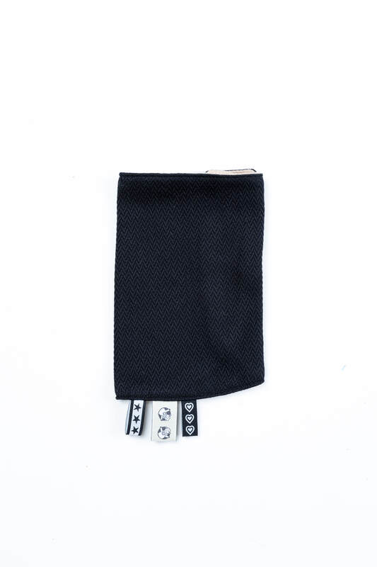 Schultergurtschoner (100% Baumwolle) - LITTLE HERRINGBONE EBONY BLACK  #babywearing